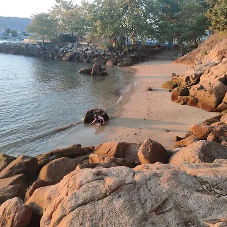 Alojate En Vigo! Casita Bien Equipada * ויגו