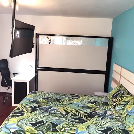 Alojate En Vigo! Casa Bien Equipada Nyaraló